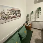 Domvs Erminia Apartamento *